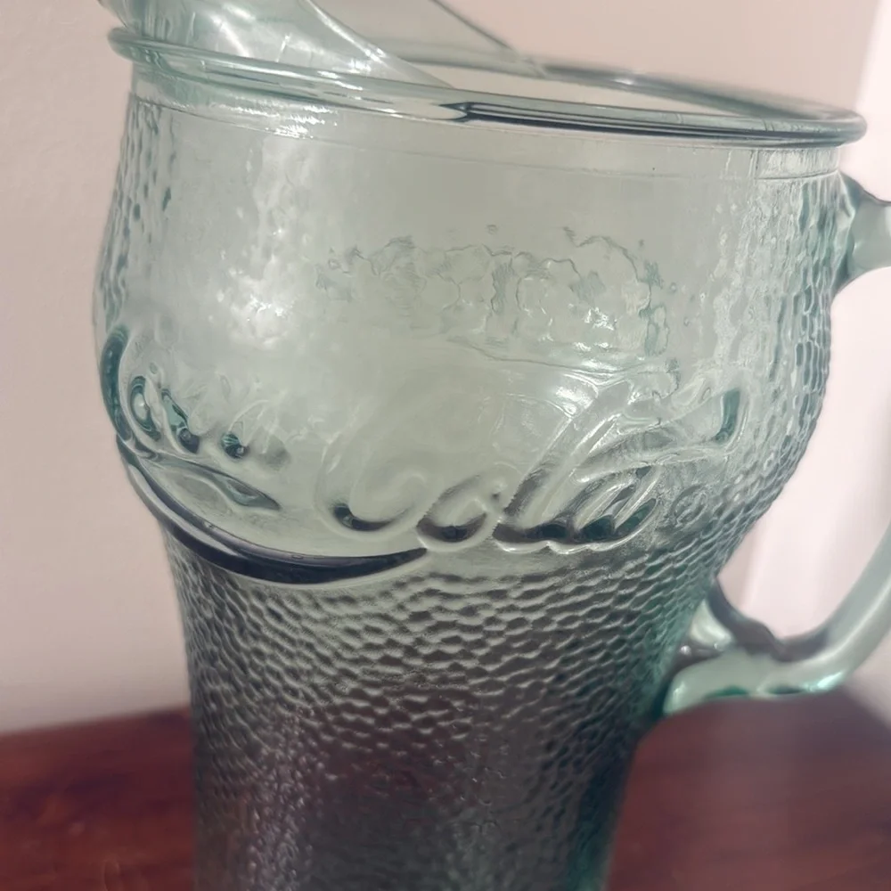 Vintage Coca Cola Coke Green Pebble Glass Pitcher Embossed 64 Oz Holds 2 Liters - Picture 5 of 10